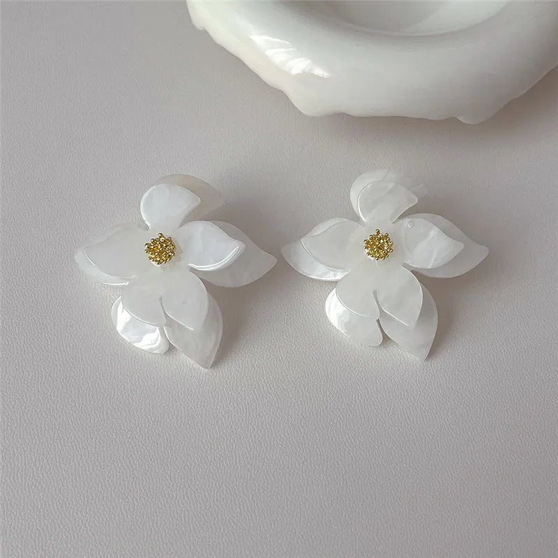 European American Style C Shape Acrylic Metal Petal Earrings