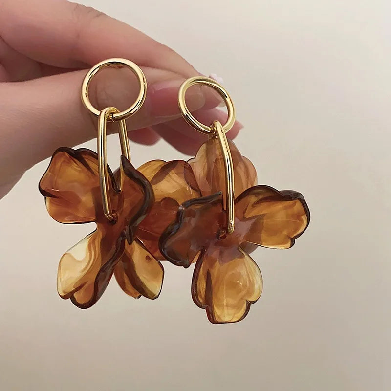 European American Style C Shape Acrylic Metal Petal Earrings