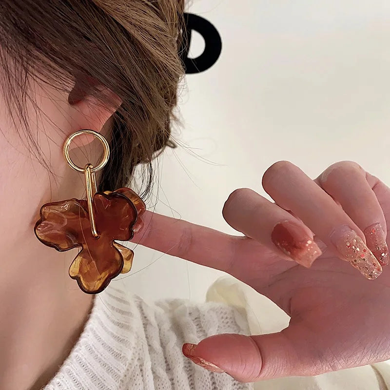 European American Style C Shape Acrylic Metal Petal Earrings